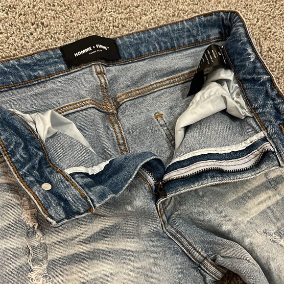EUC HOMME + FEMME LA RED LOGO LETTERMAN DENIM JEANS 32 - Picture 9 of 16